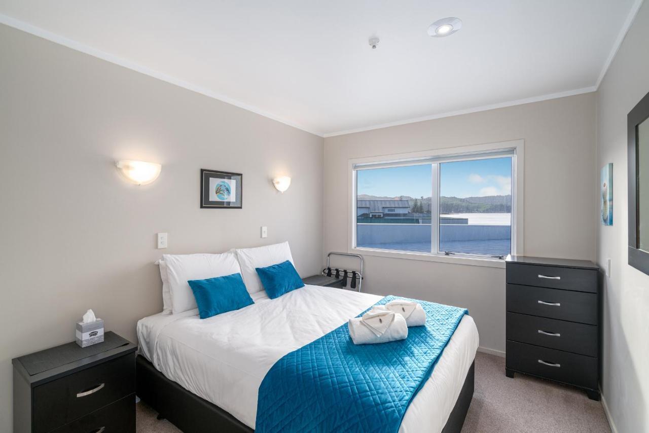 Waterfront Apartments Whitianga Luaran gambar