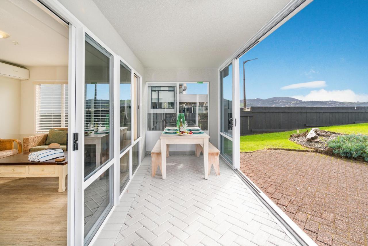 Waterfront Apartments Whitianga Luaran gambar