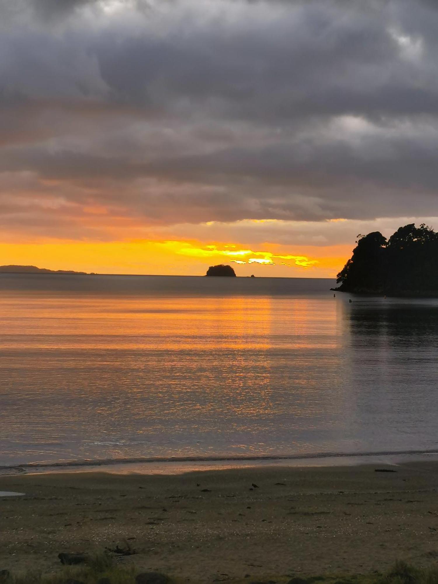 Waterfront Apartments Whitianga Luaran gambar